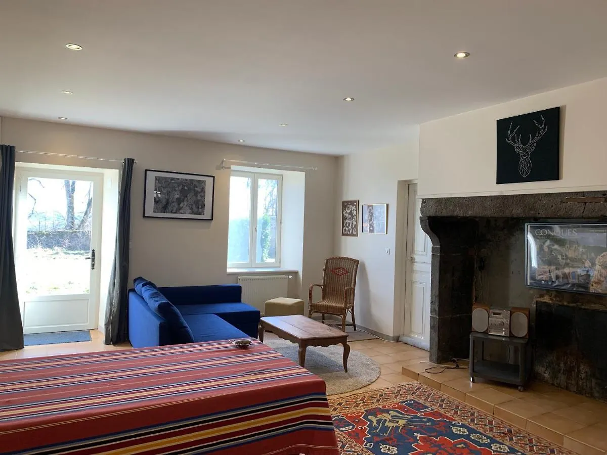 Domaine De Luc Gite A La Ferme Saint-Poncy Holiday home